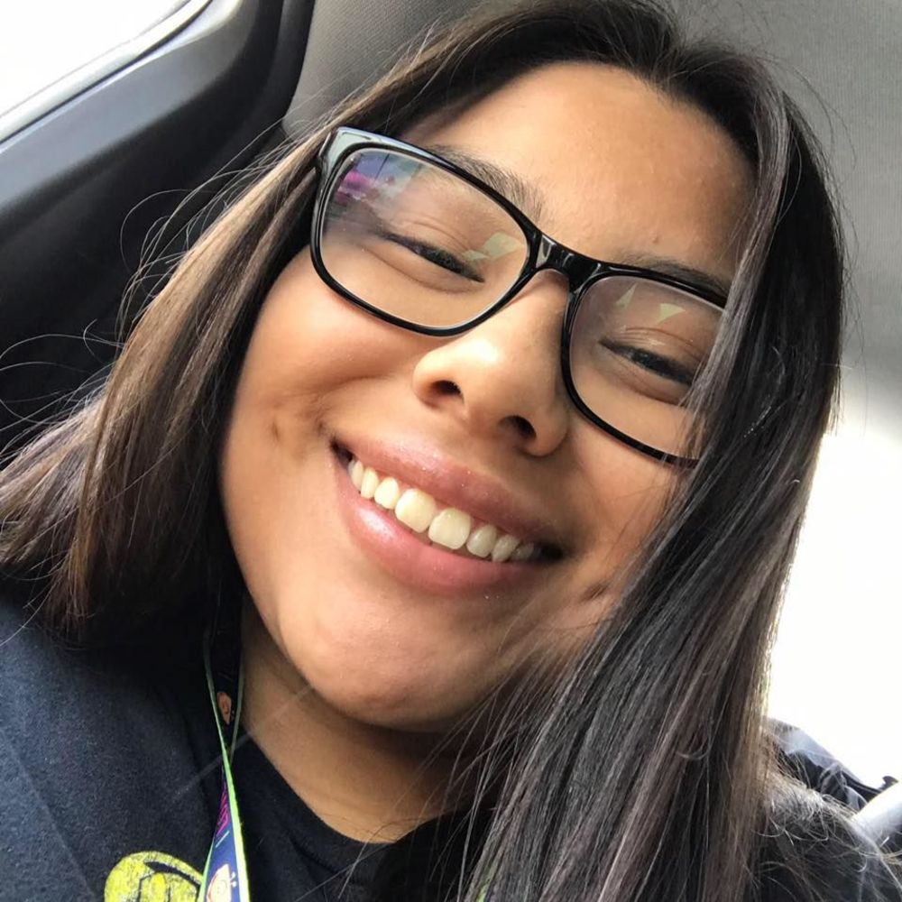 Meet your Posher, Reyna